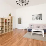 Apartment Spalena 15